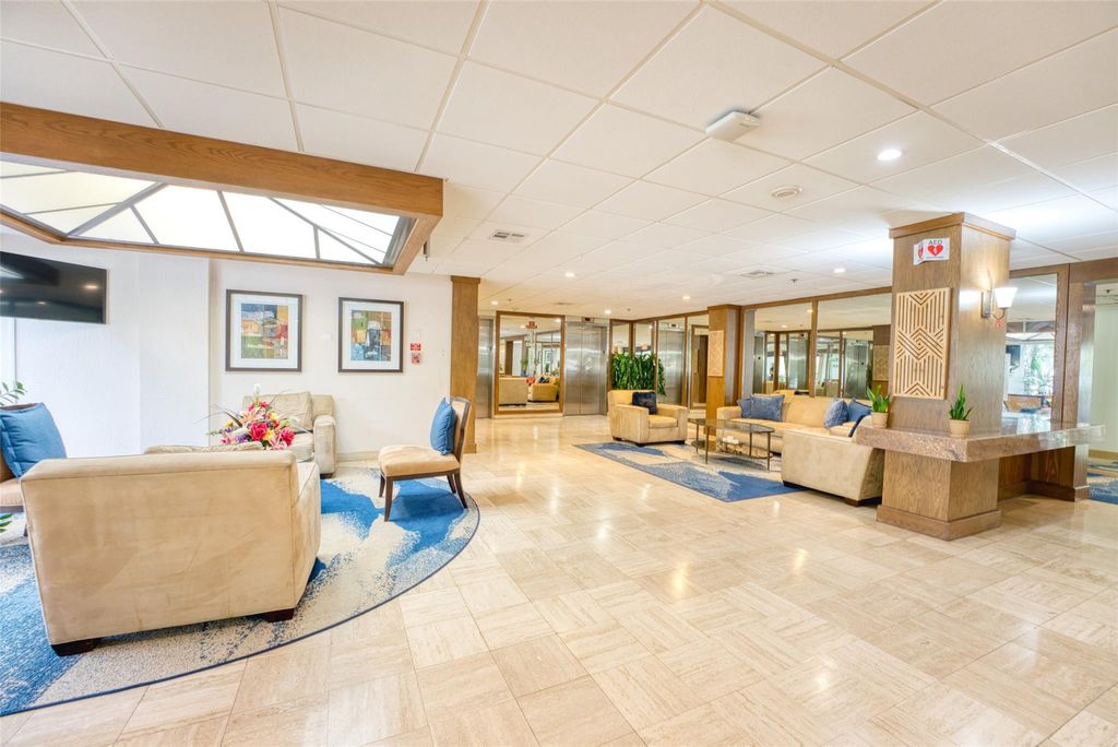 Photo of 3850 Washington Street #1101, Hollywood, FL 33021 (MLS # F10434774)