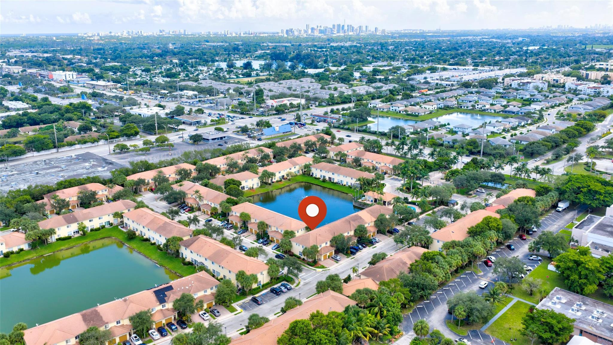 ISLES OF OAKLAND PARK - Residential