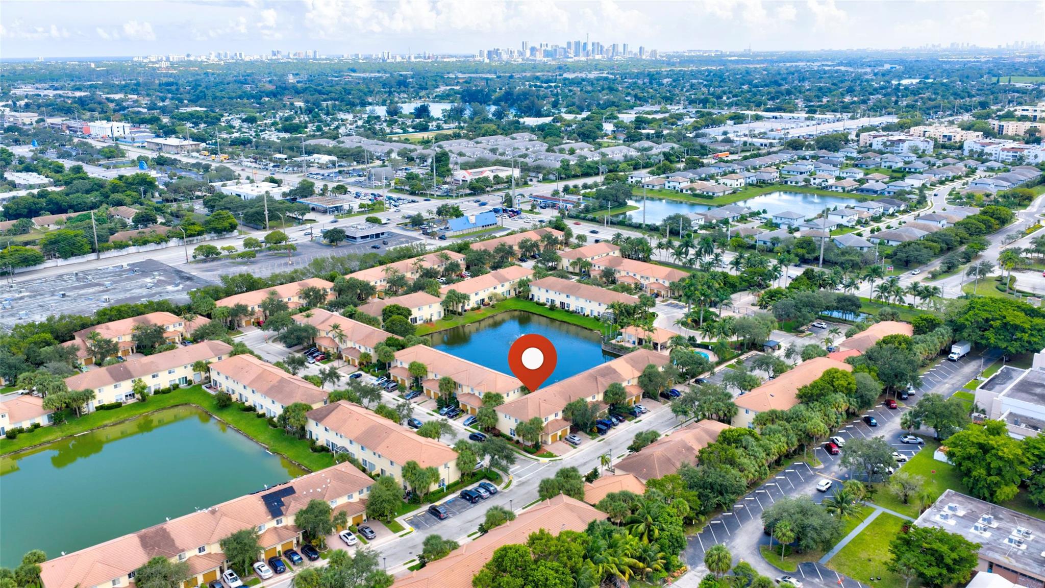 ISLES OF OAKLAND PARK - Residential