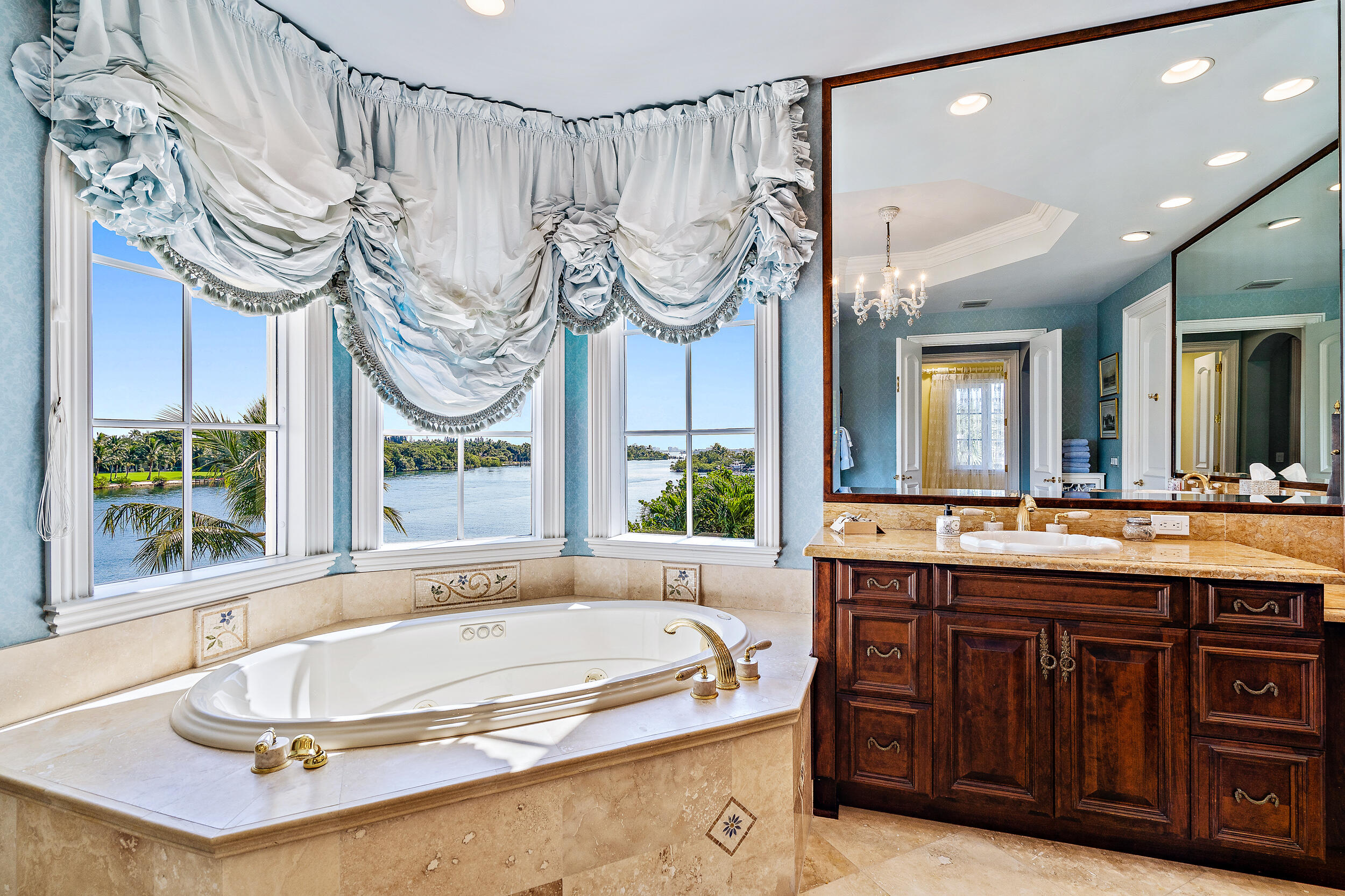 Rolling Hills - Residential