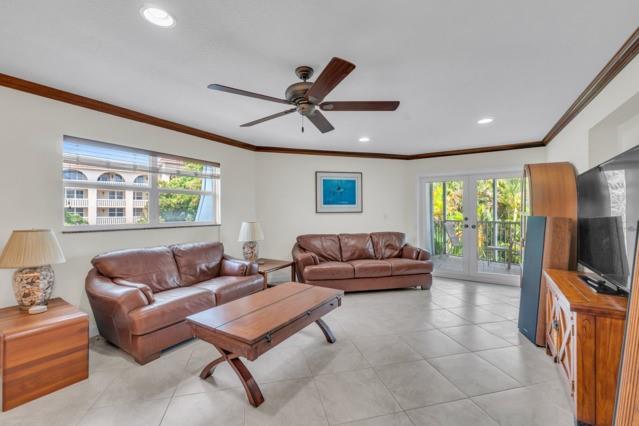 961 SE 20th Ave 308