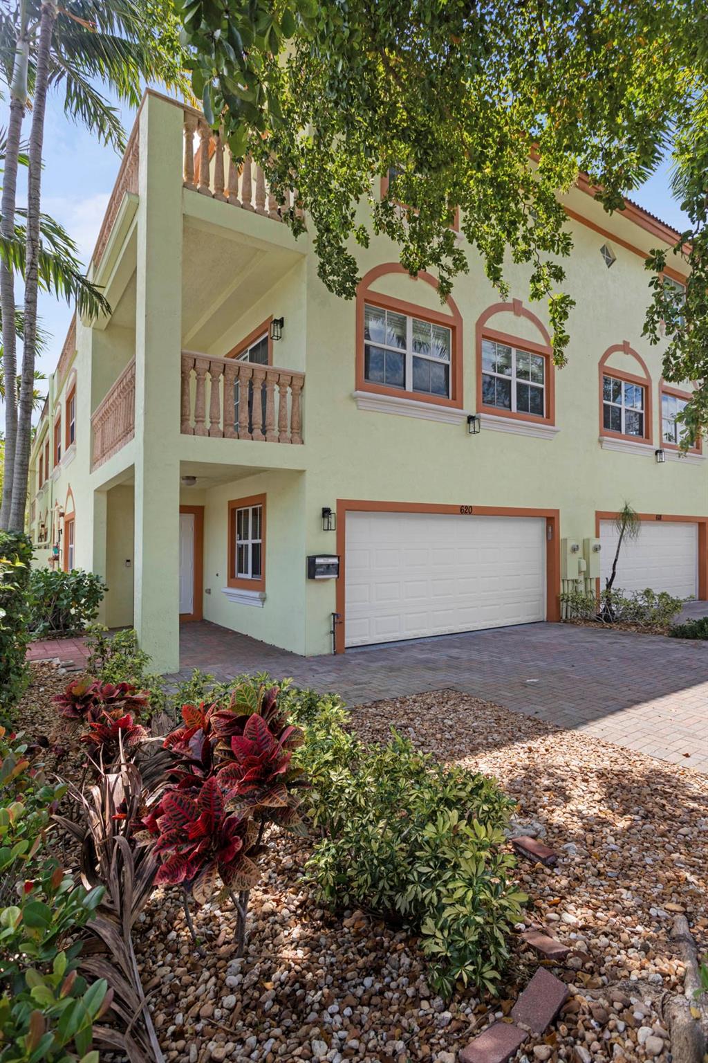 620 NE 7th Ave 620