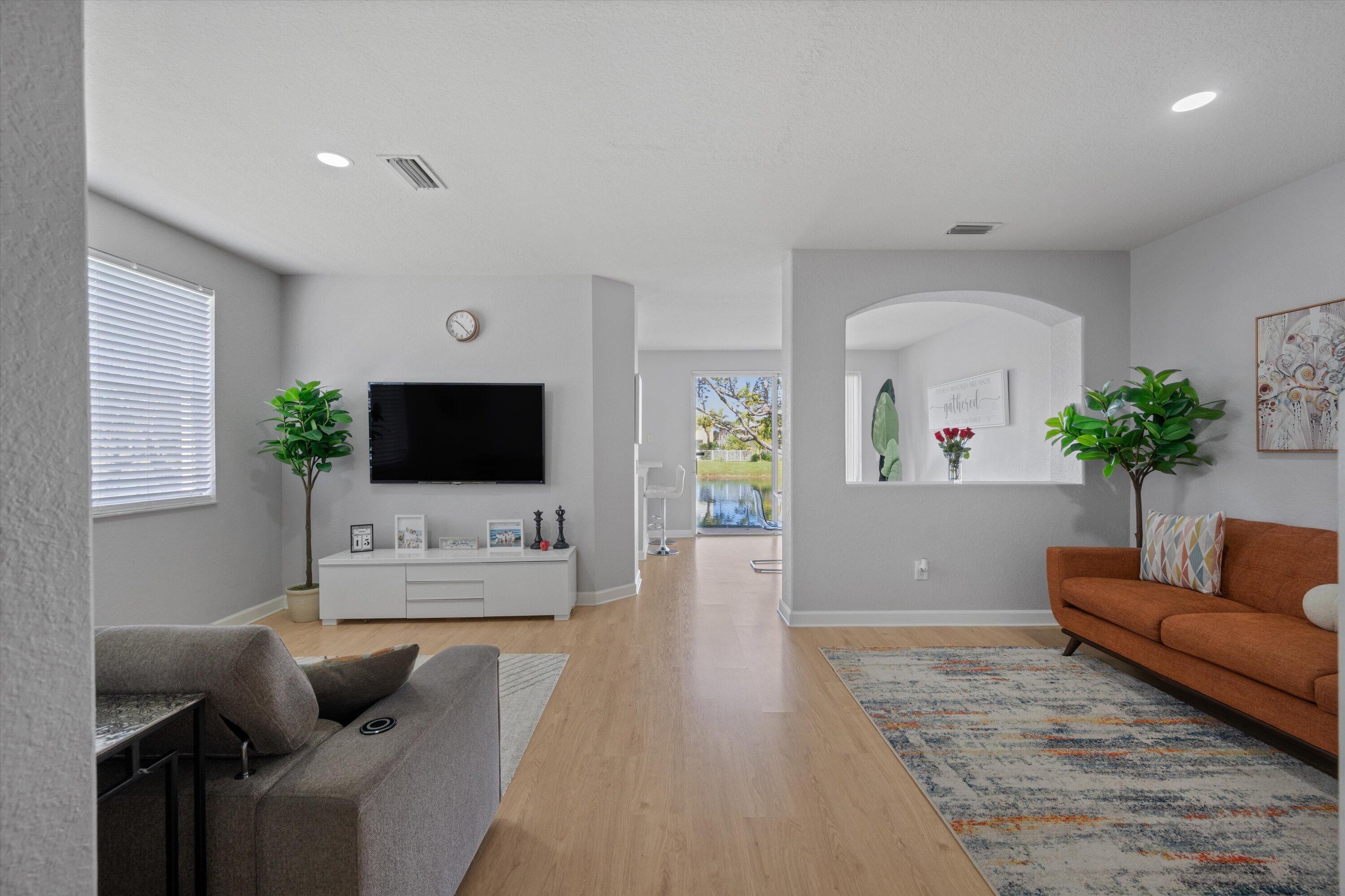 SHOMA VILLAS II AT ROYAL PALM CONDOIU - Residential