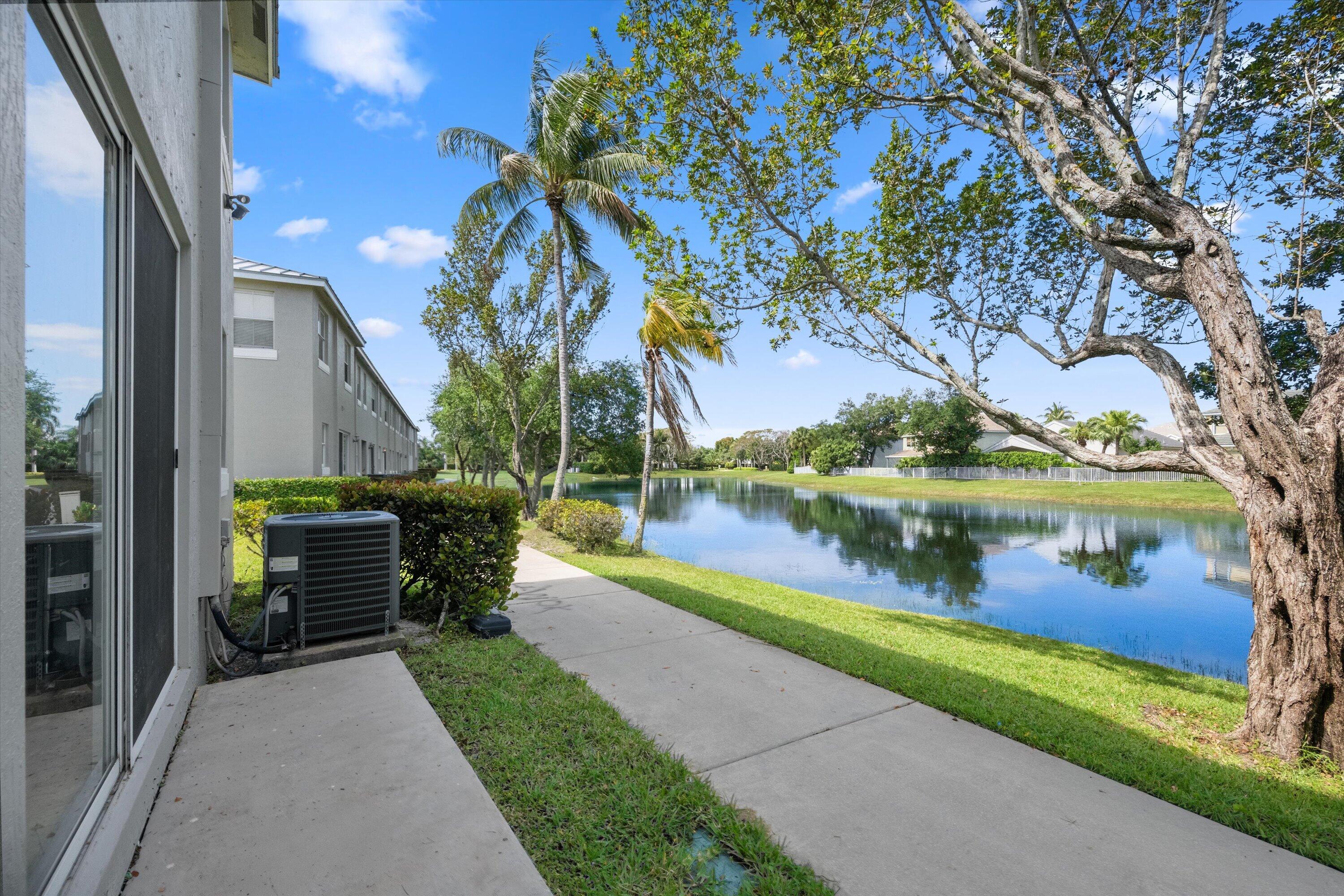 SHOMA VILLAS II AT ROYAL PALM CONDOIU - Residential