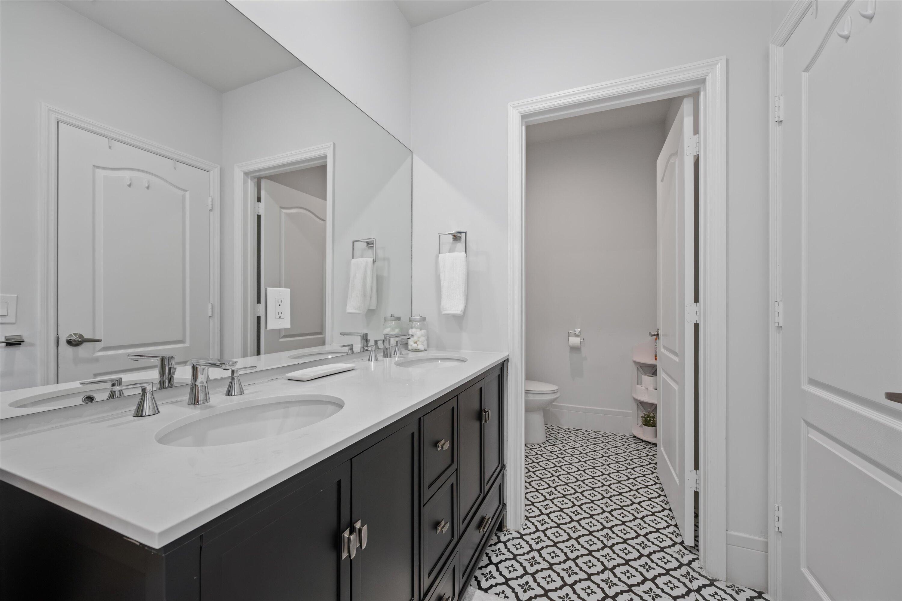 SHOMA VILLAS II AT ROYAL PALM CONDOIU - Residential