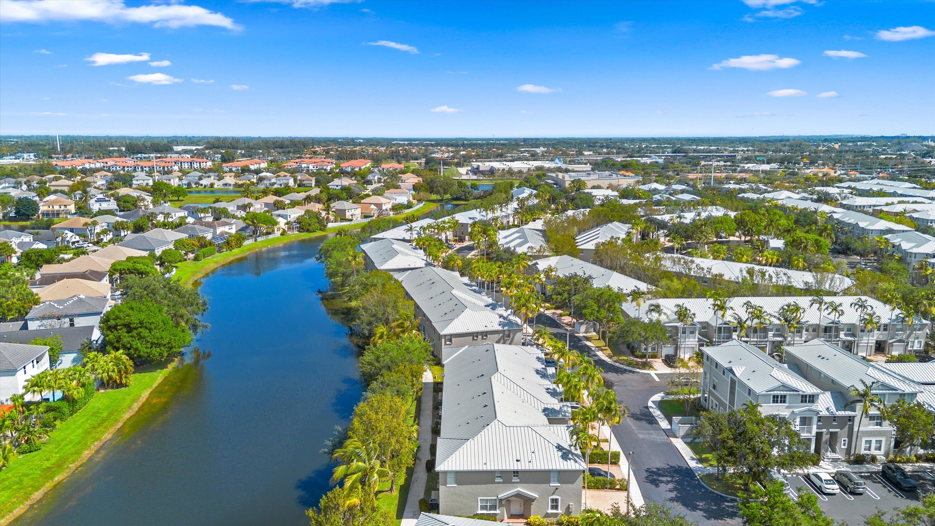 SHOMA VILLAS II AT ROYAL PALM CONDOIU - Residential