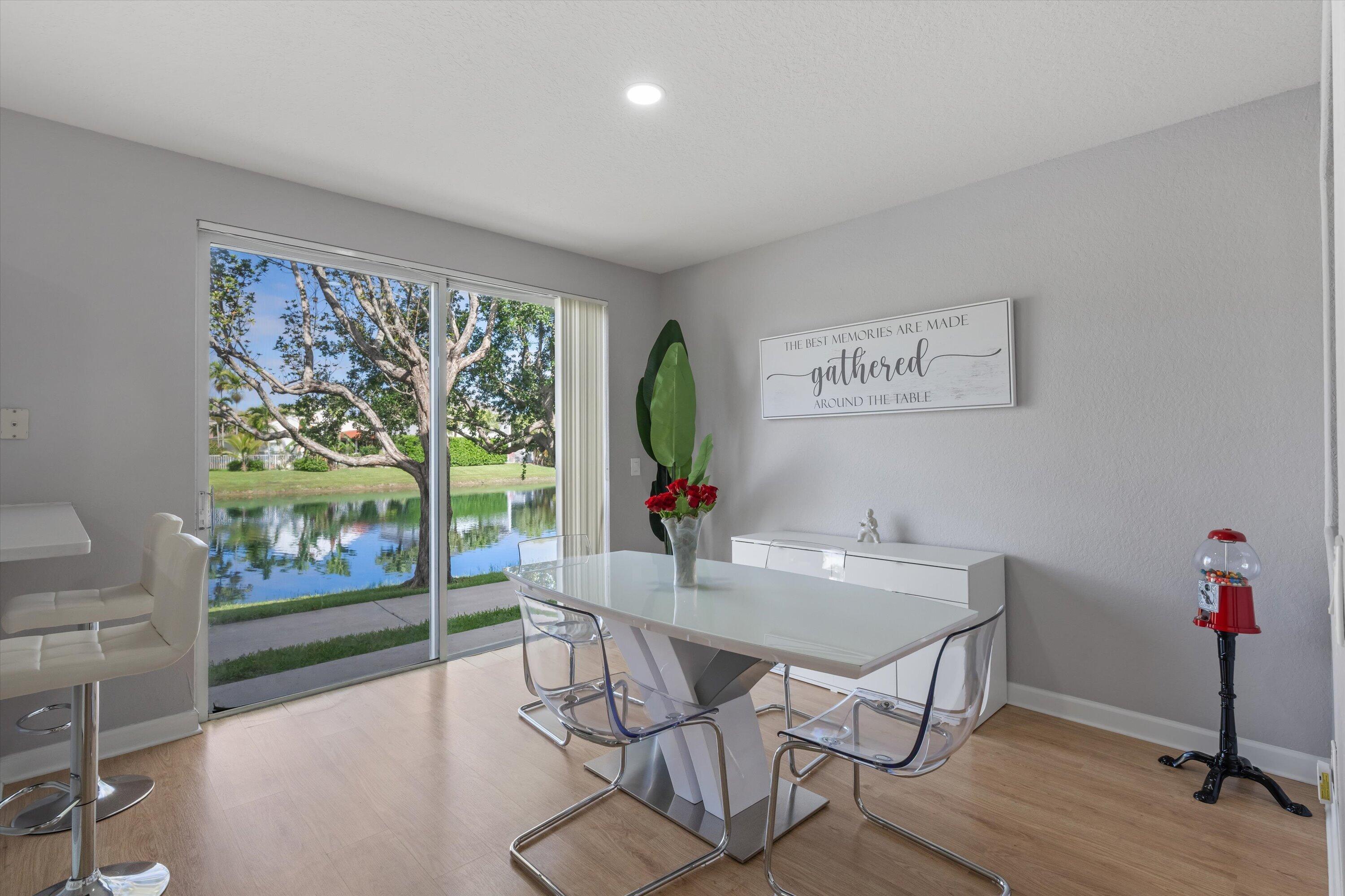 SHOMA VILLAS II AT ROYAL PALM CONDOIU - Residential