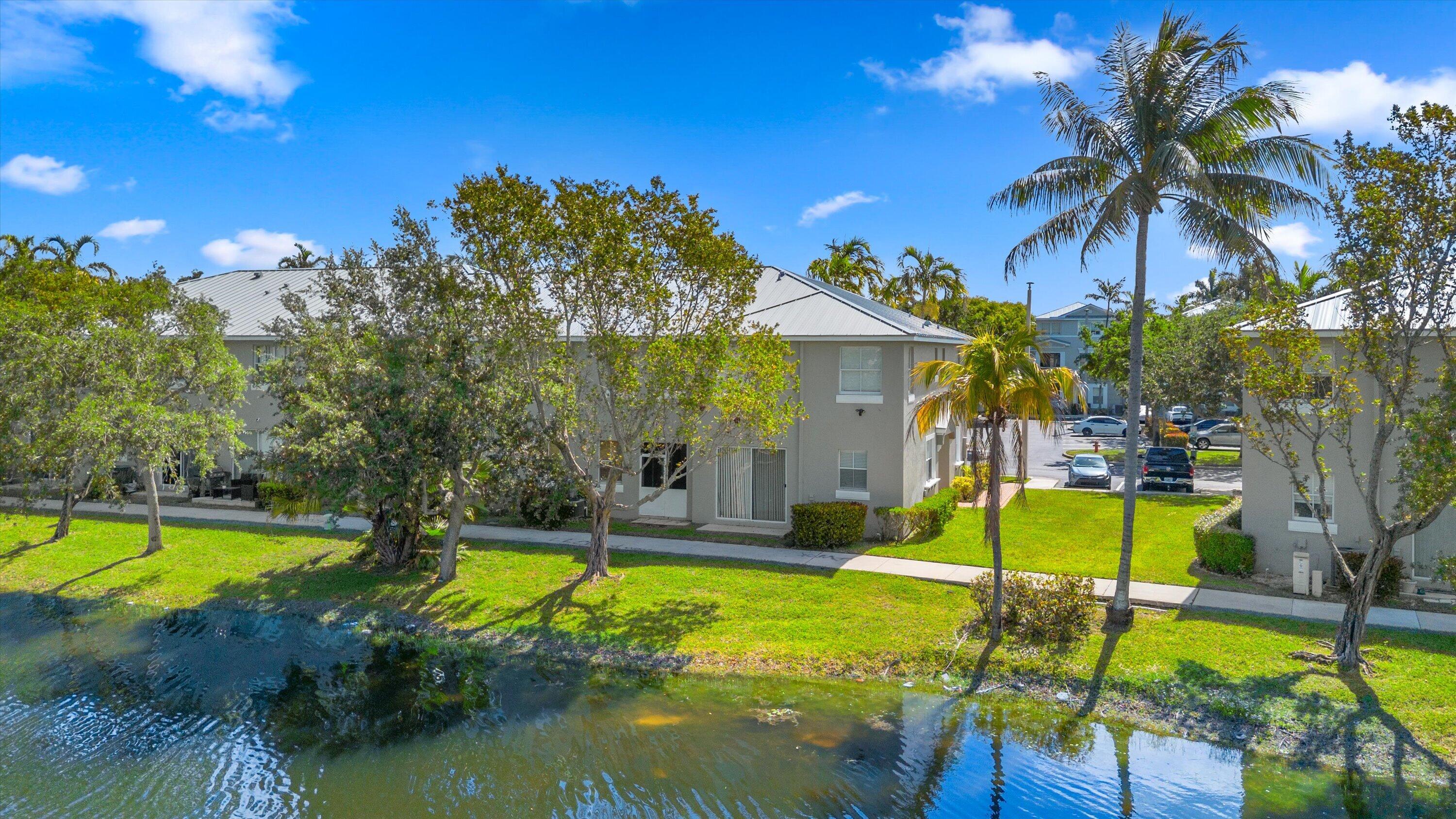 SHOMA VILLAS II AT ROYAL PALM CONDOIU - Residential