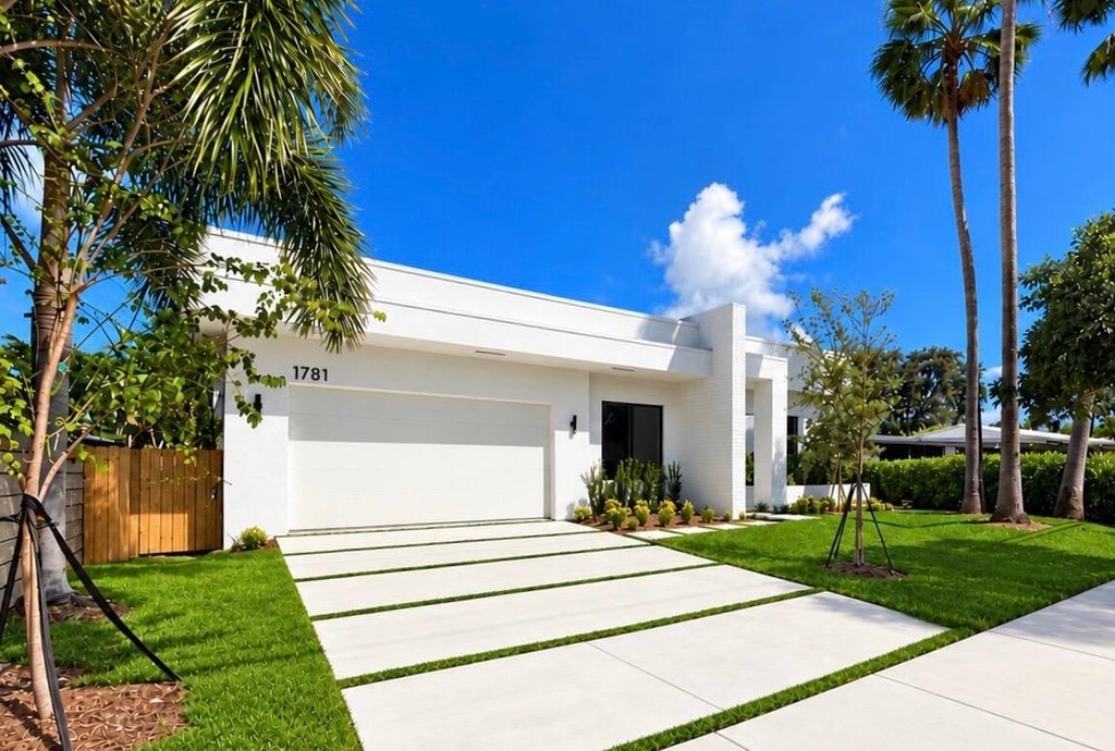 Photo of 1781 NE 18TH Street, Fort Lauderdale, FL 33305 (MLS # B26089694)