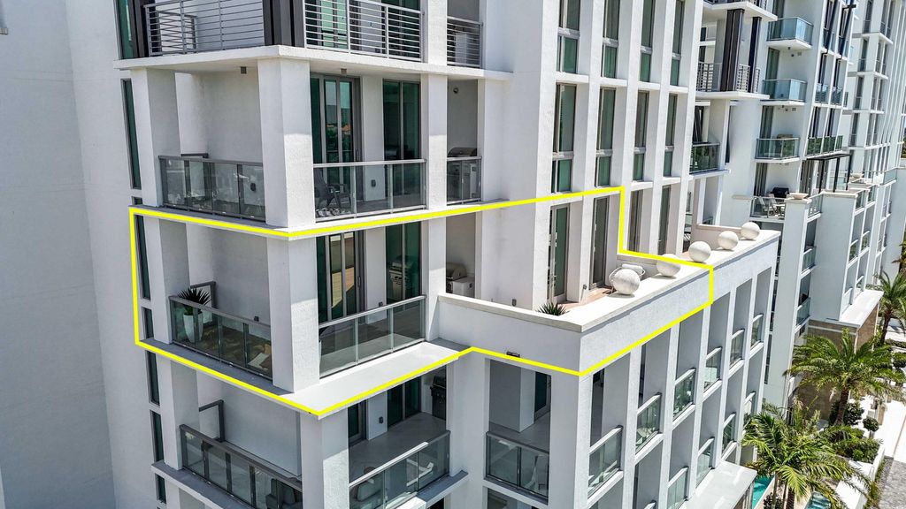 Photo of 475 E Royal Palm Road #506, Boca Raton, FL 33432 (MLS # R11164187)