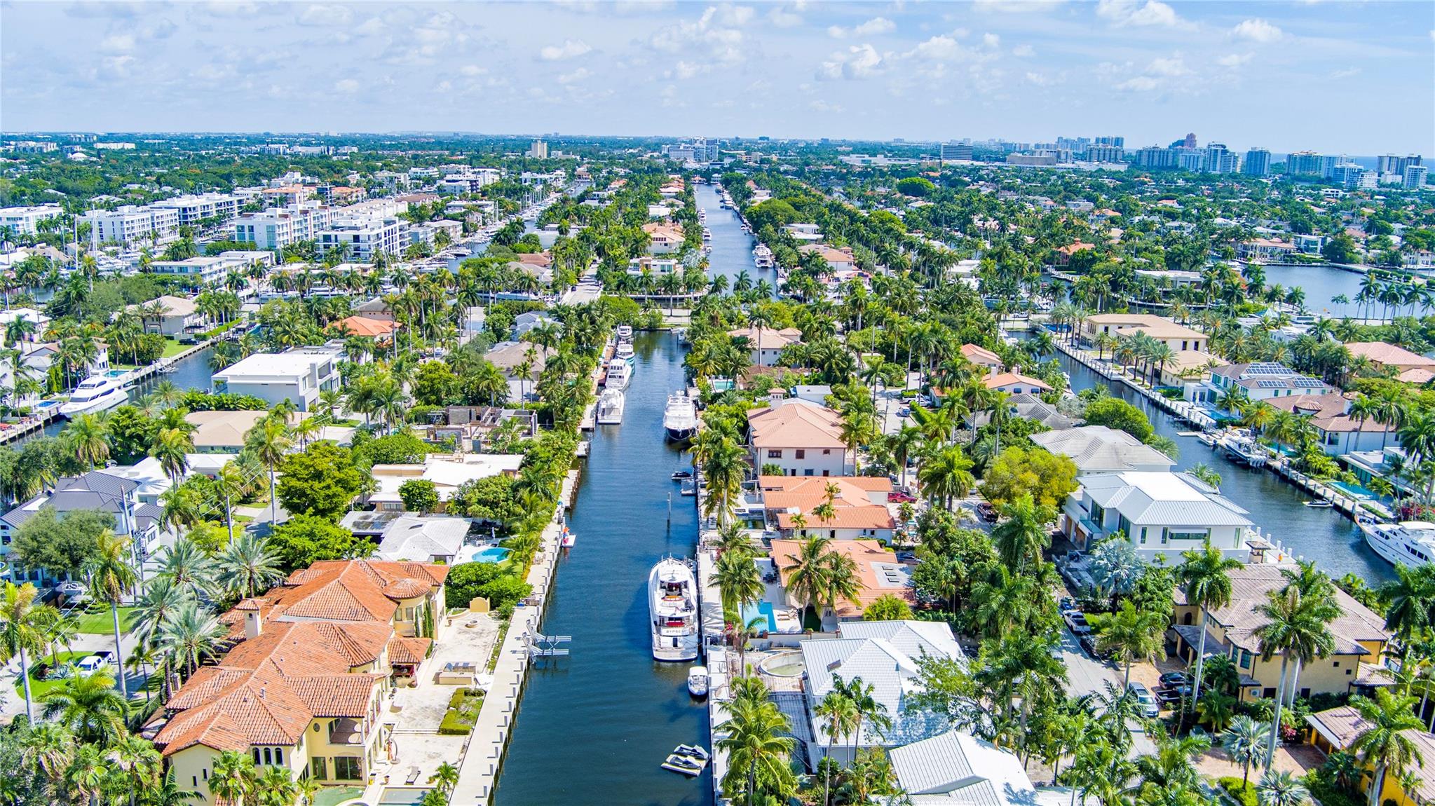 CORAL ISLES - Residential