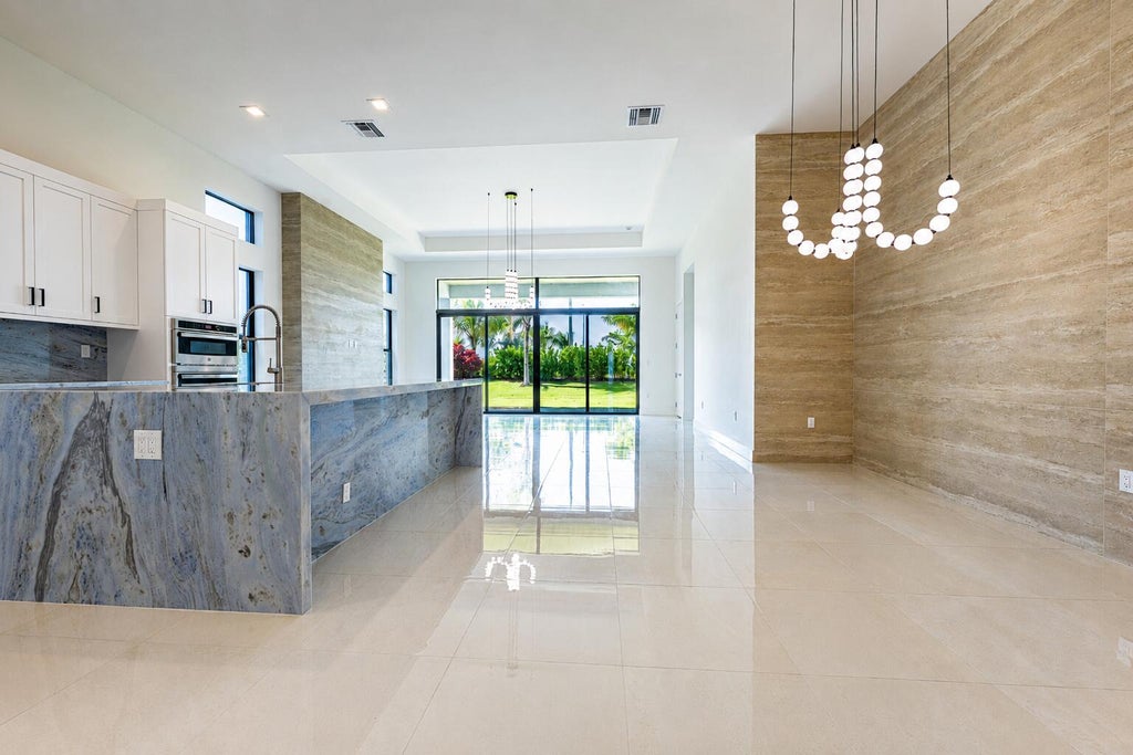 Photo of 9597 Regal Palm Court, Boca Raton, FL 33434 (MLS # B26052474)