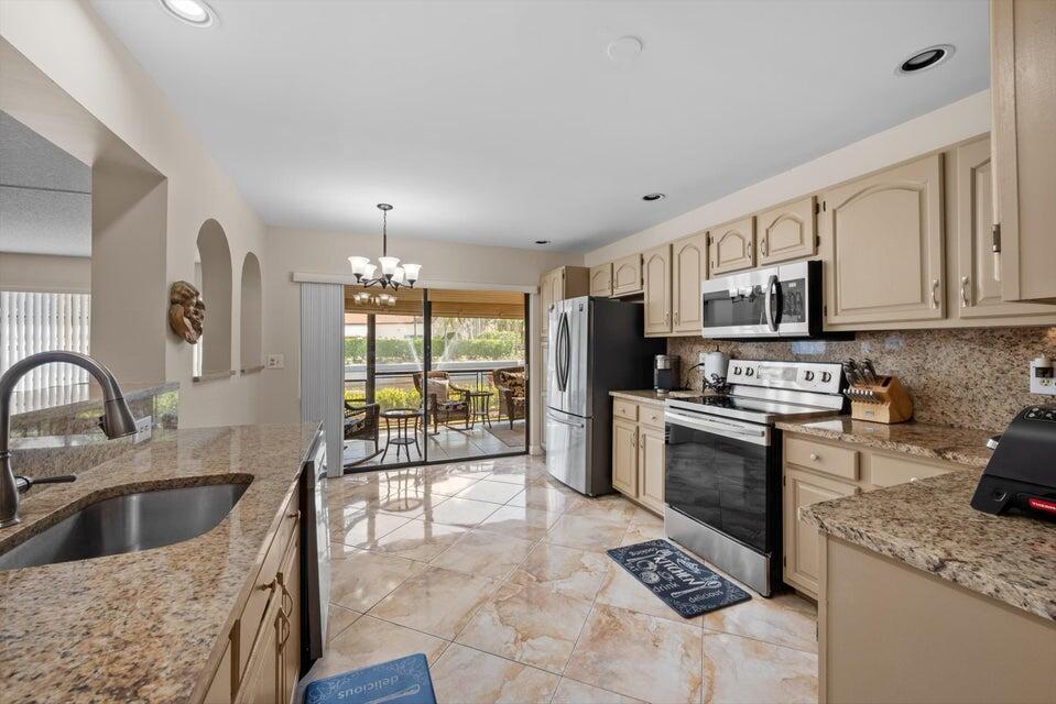 PARK POINTE*LUCERNE - Residential