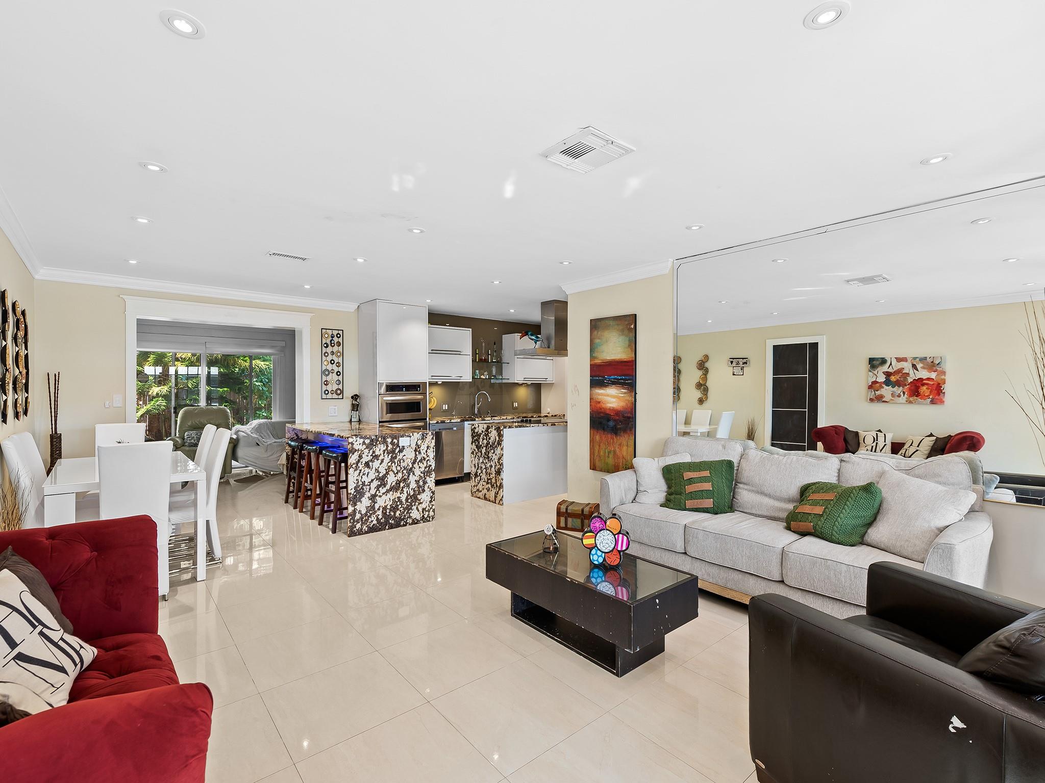 Cresthaven 11 53-41 B - Residential