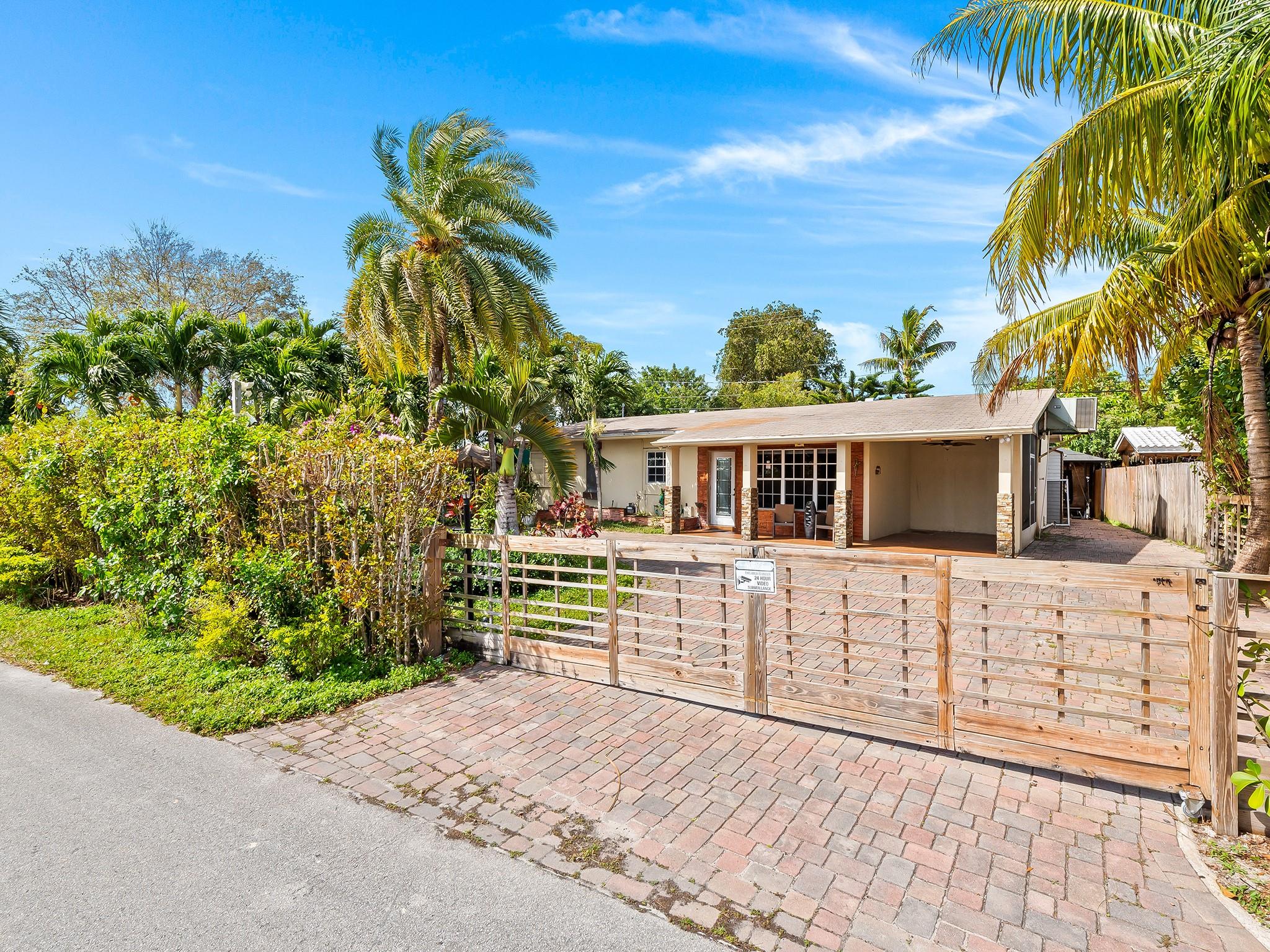 Cresthaven 11 53-41 B - Residential