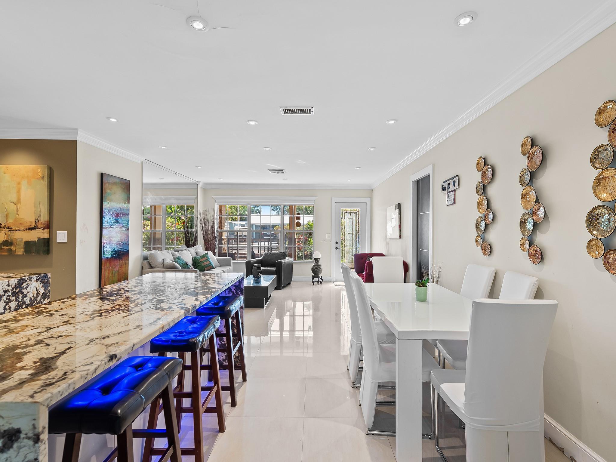 Cresthaven 11 53-41 B - Residential