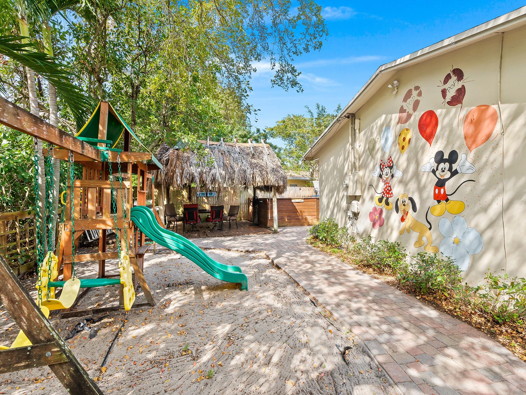 Cresthaven 11 53-41 B - Residential