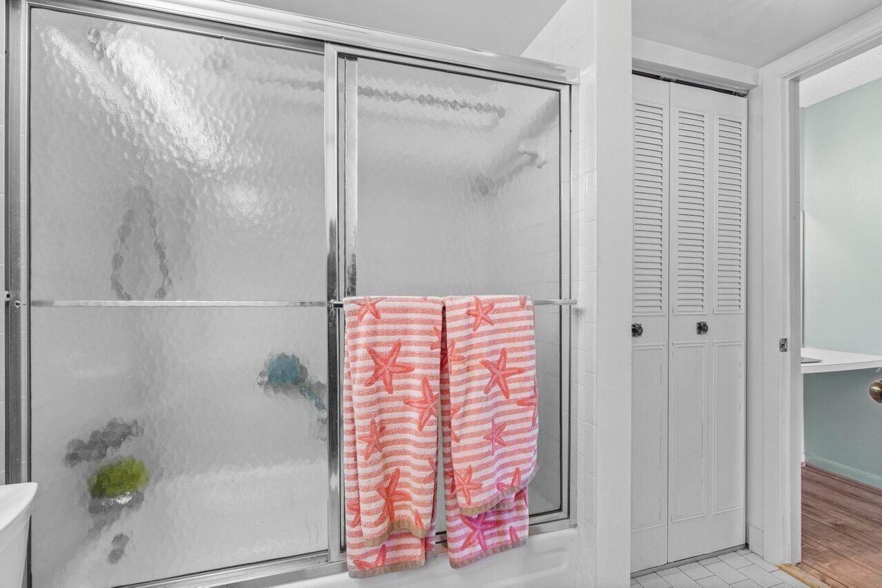 PINE RIDGE SOUTH IV CONDO - Residential Lease