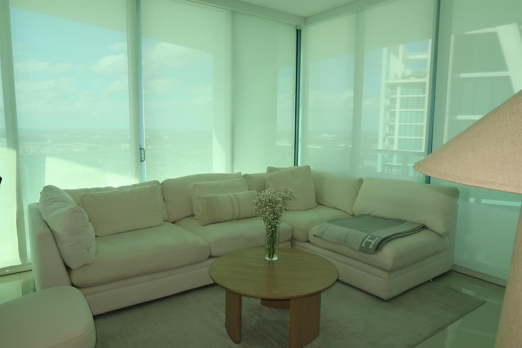900 Biscayne Boulevard 4812