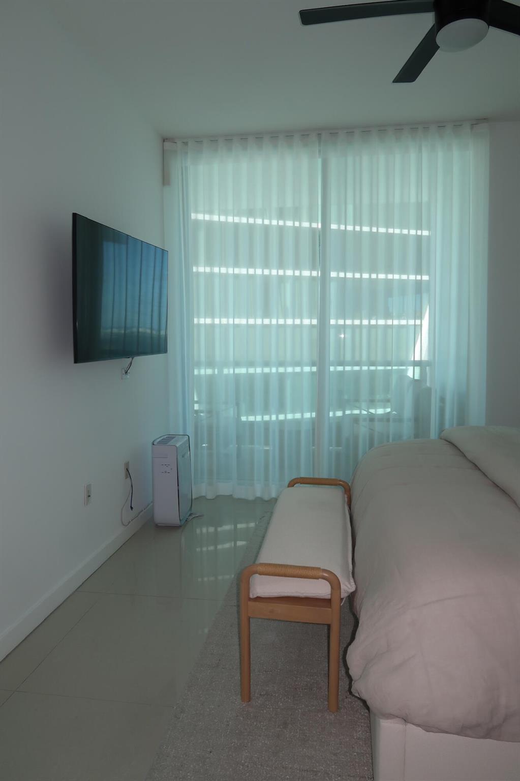 900 BISCAYNE BAY CONDO - Residential Lease
