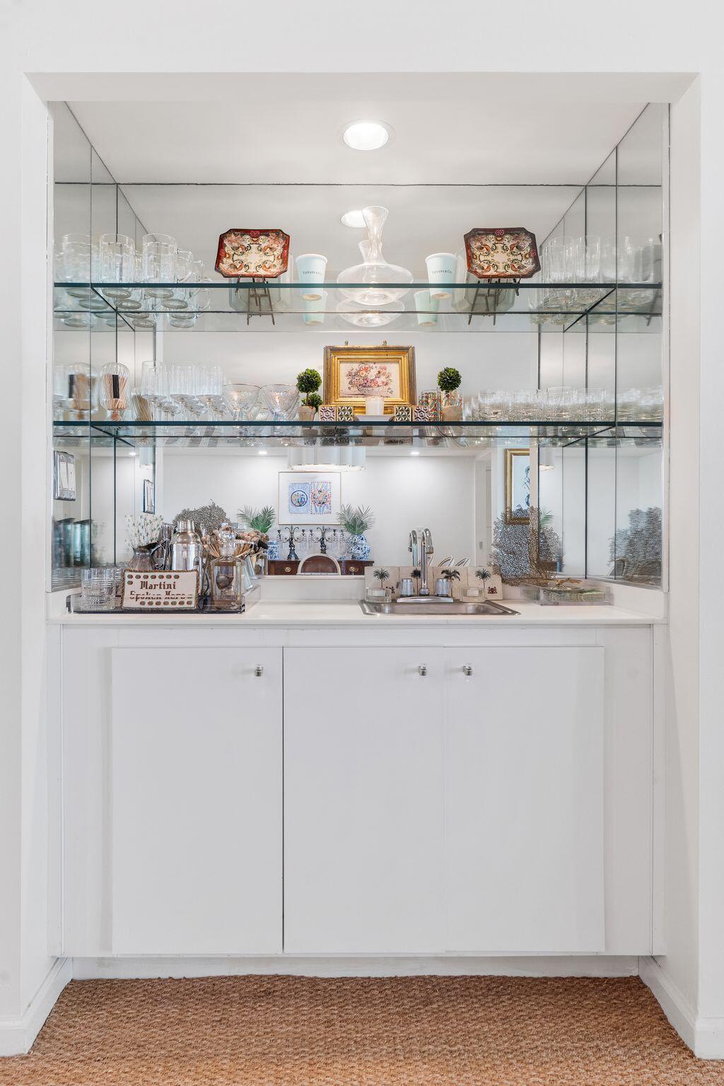 HALCYON OF PALM BEACH - Residential