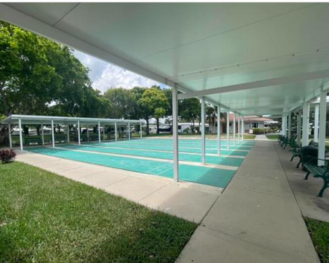 WEST LAKES OF BOCA RATON INC - Residential