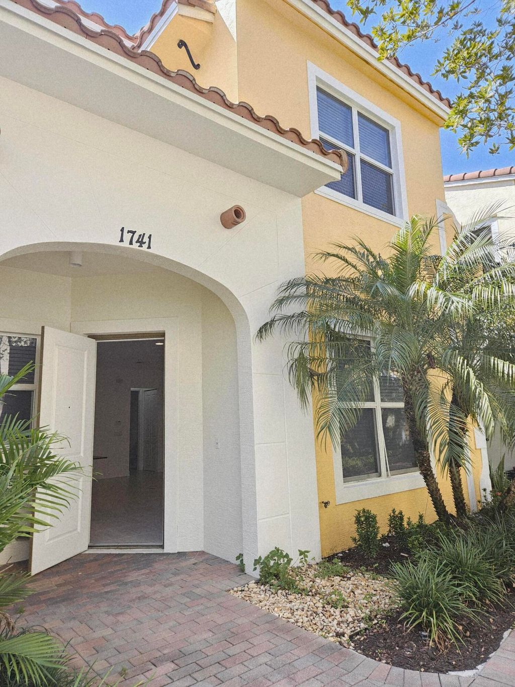 Photo of 1741 NW 124th Place, Pembroke Pines, FL 33028 (MLS # B26007586)