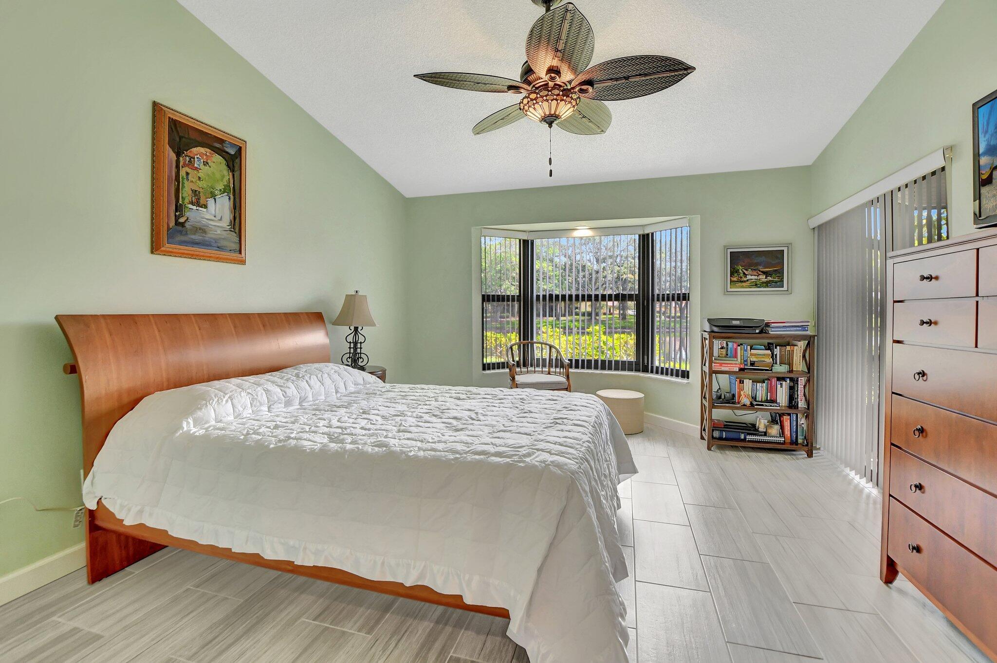 VILLAS OF BOCA DELRAY CONDO - Residential