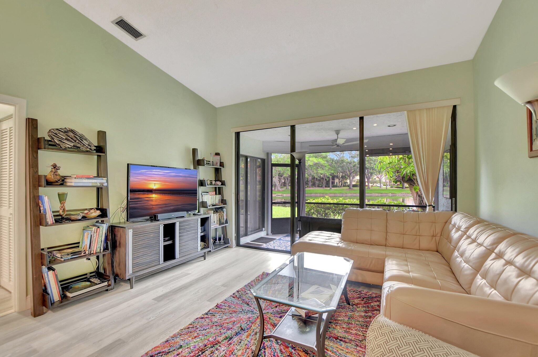 VILLAS OF BOCA DELRAY CONDO - Residential