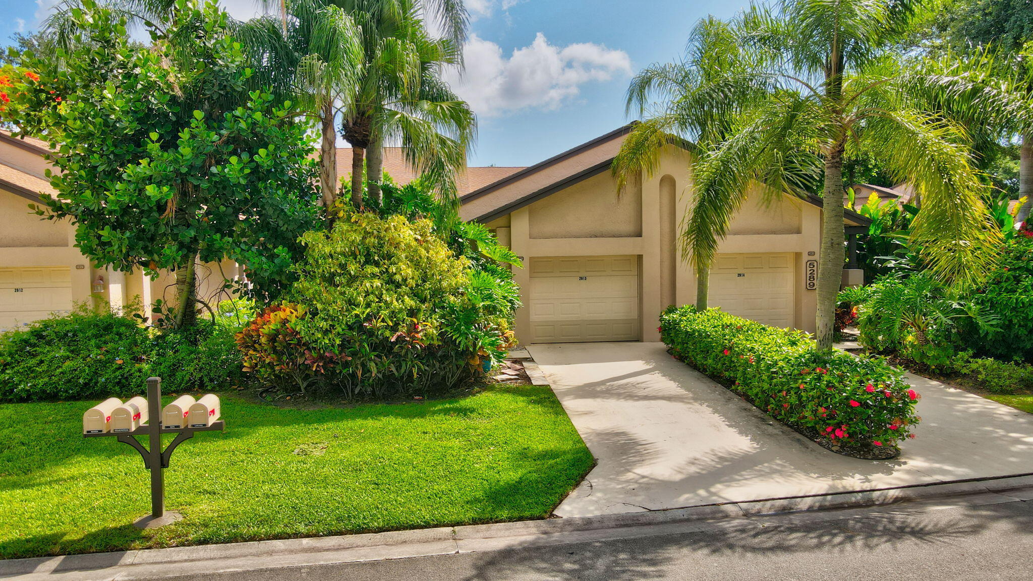 VILLAS OF BOCA DELRAY CONDO - Residential