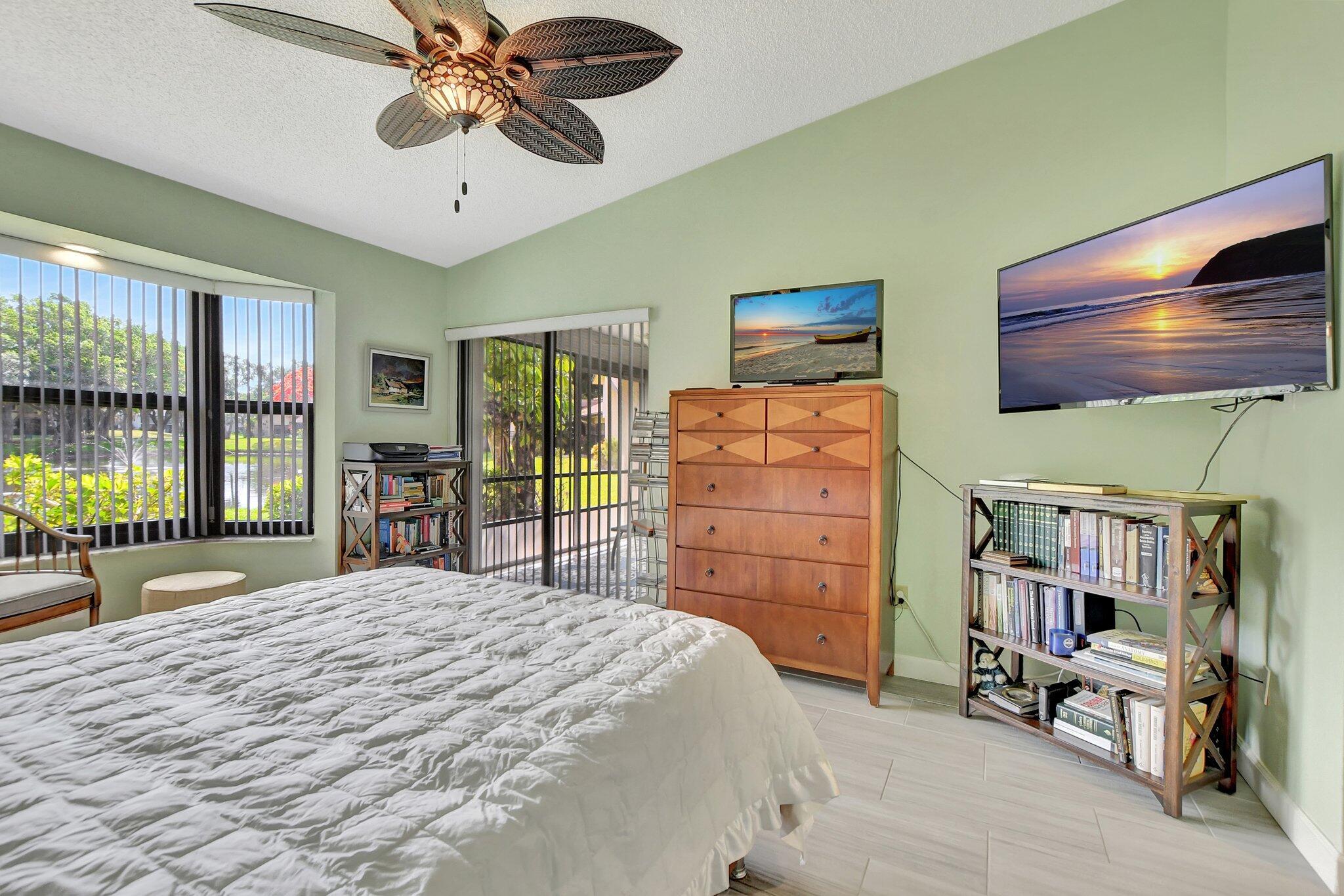 VILLAS OF BOCA DELRAY CONDO - Residential