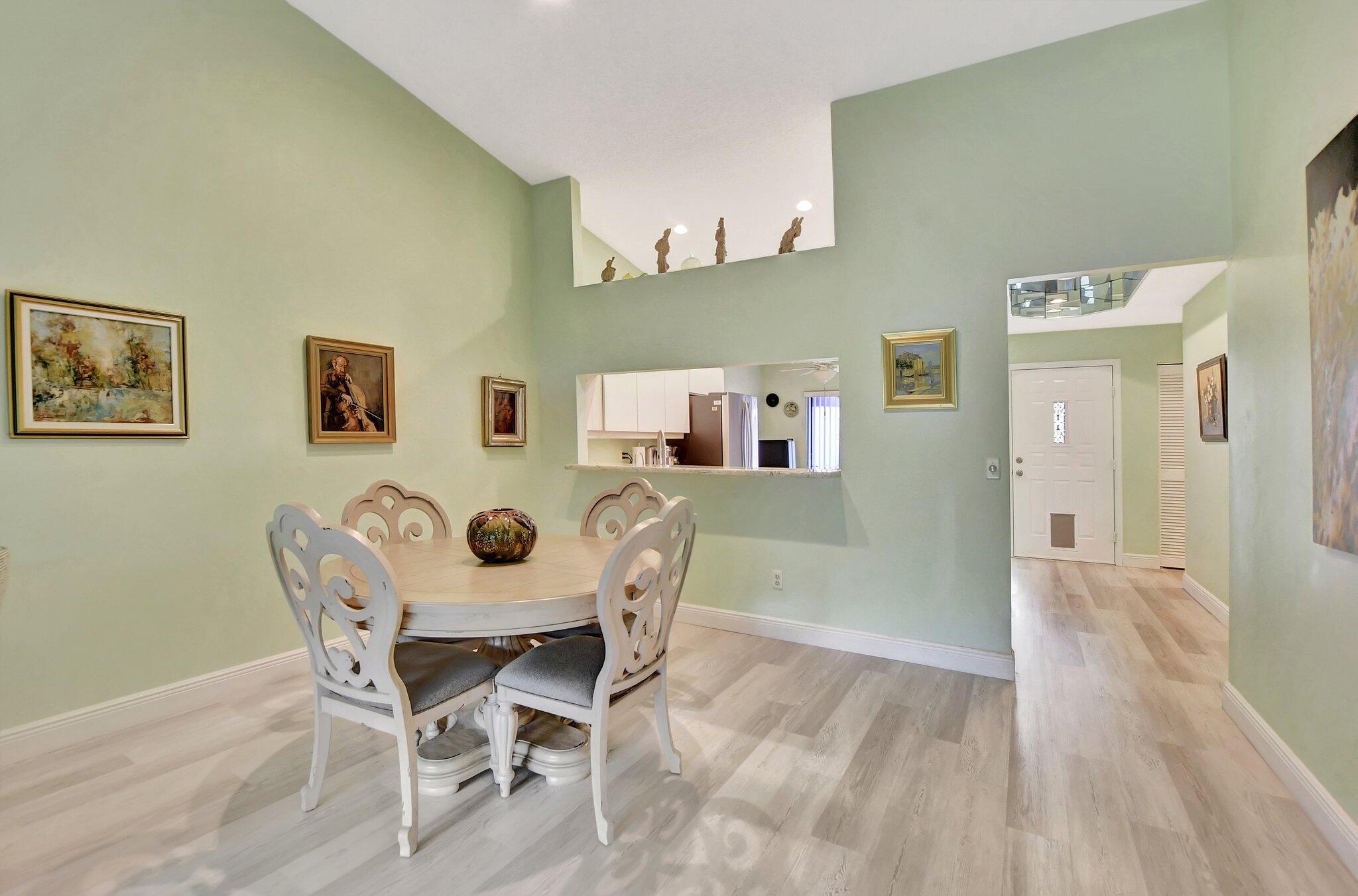 VILLAS OF BOCA DELRAY CONDO - Residential
