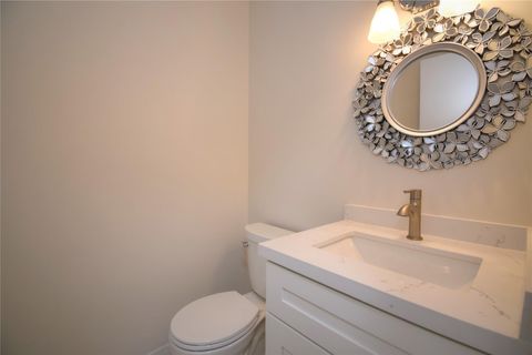 2220 NE 68th St 1007 Fort Lauderdale FL 33308