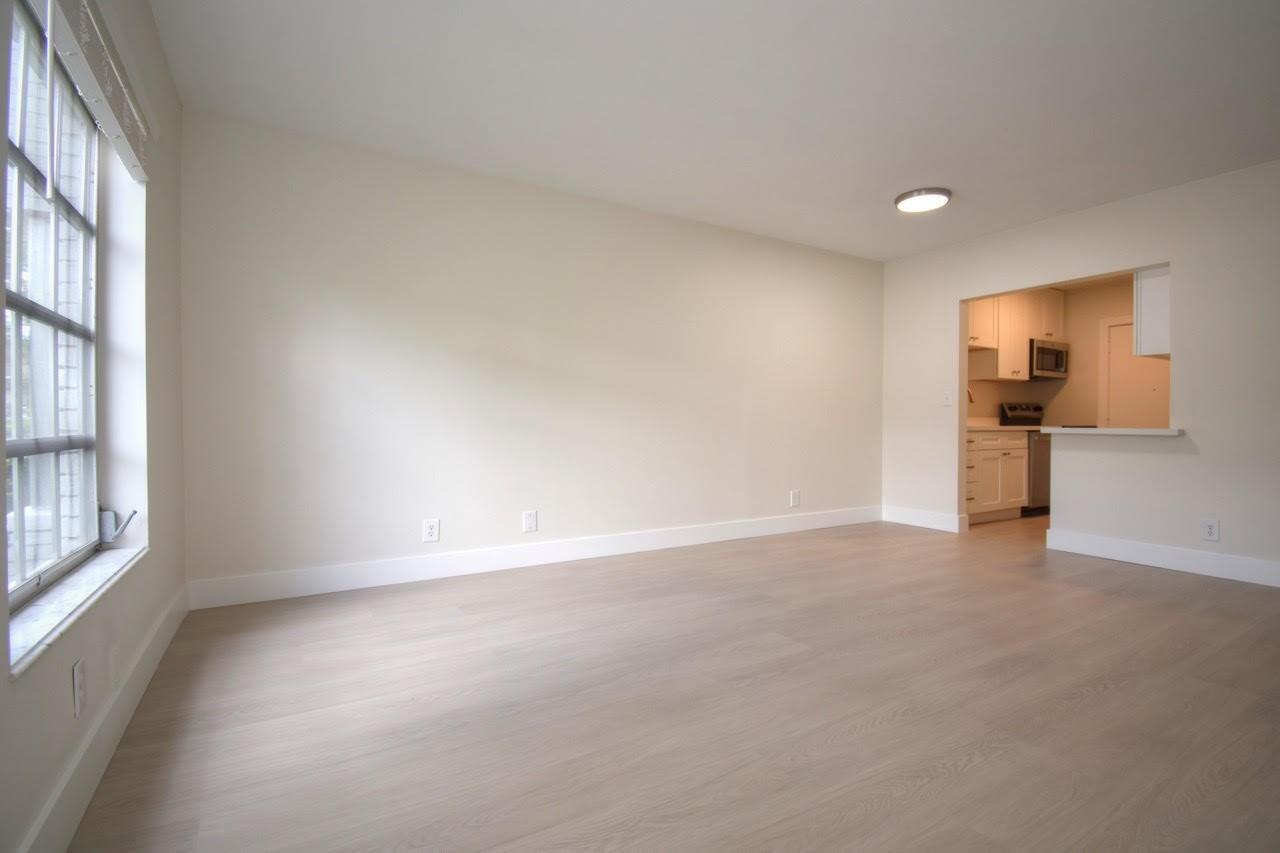 2220 NE 68th St 1007