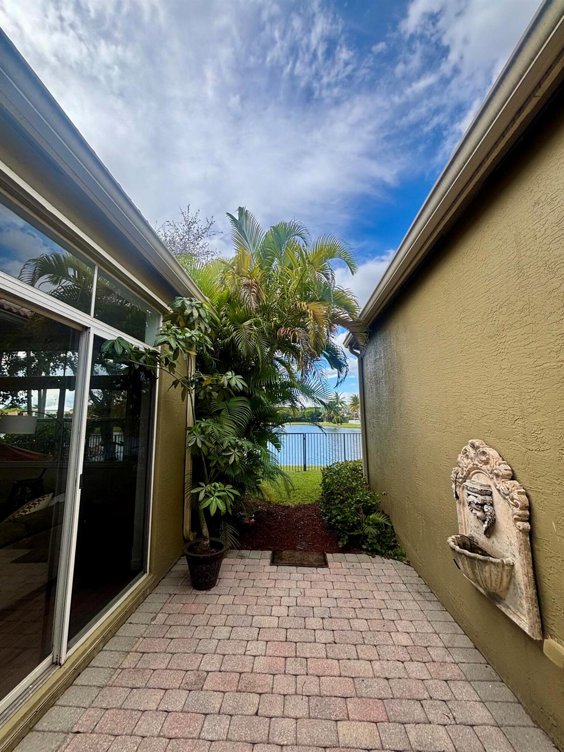 OLYMPIA - Residential Lease