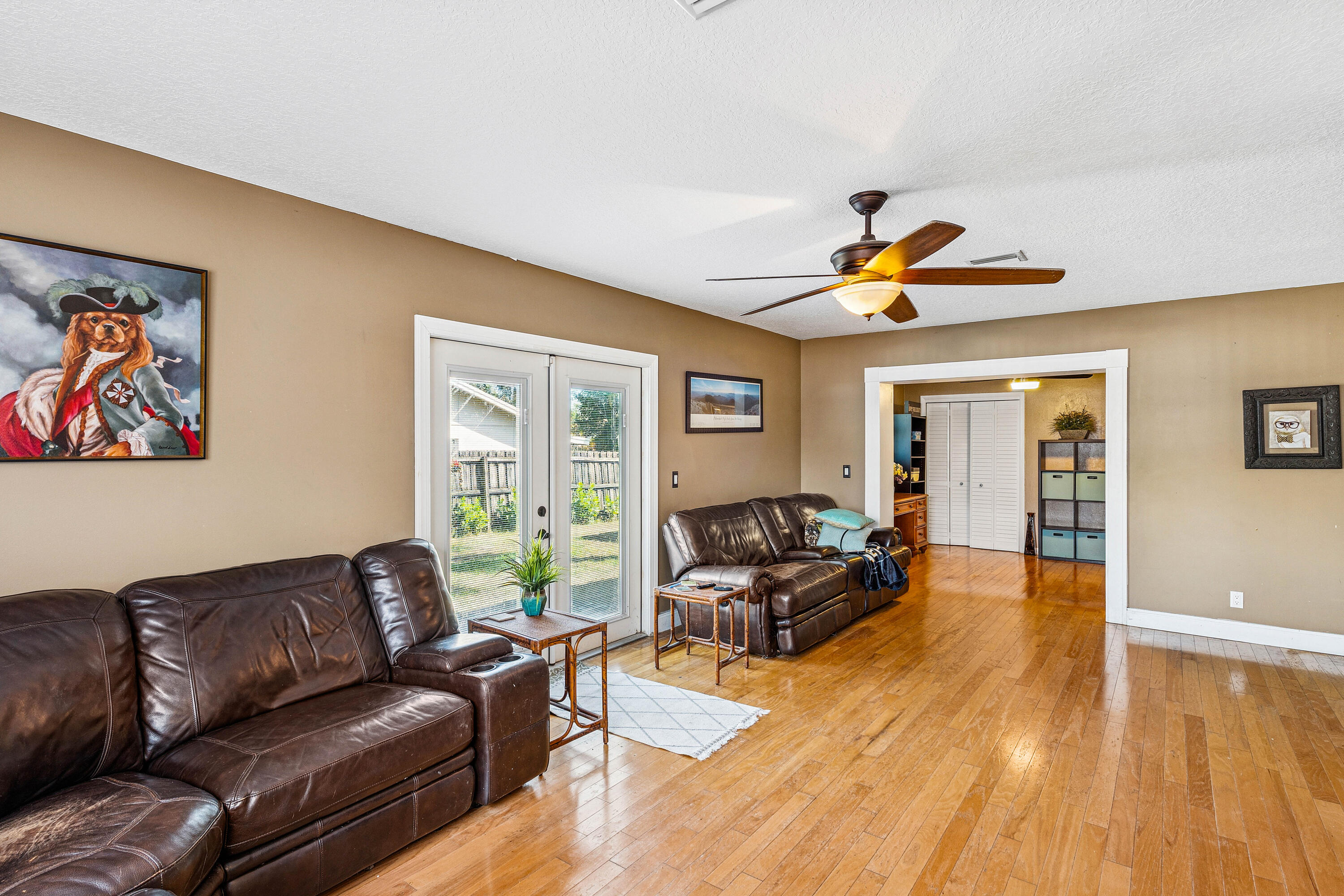 TROPICAL COUNTRY ESTATES - Residential