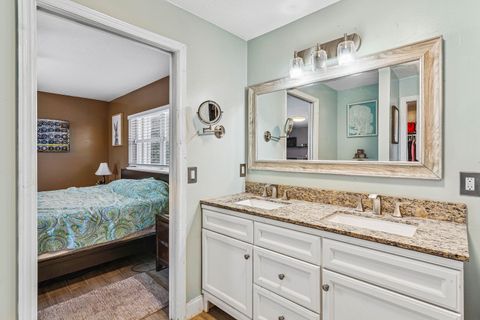 Tiny photo for 4558 Bonanza Road, Lake Worth, FL 33467 (MLS # B26000024)