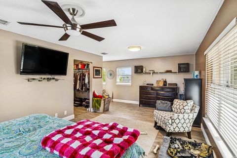 Tiny photo for 4558 Bonanza Road, Lake Worth, FL 33467 (MLS # B26000024)