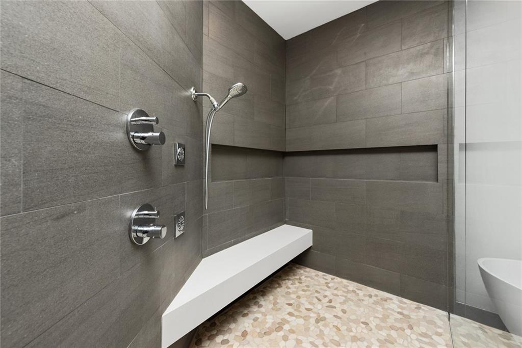 Victoria Isles 15-67 B - Residential