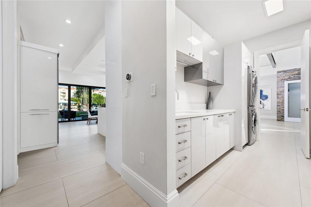Victoria Isles 15-67 B - Residential