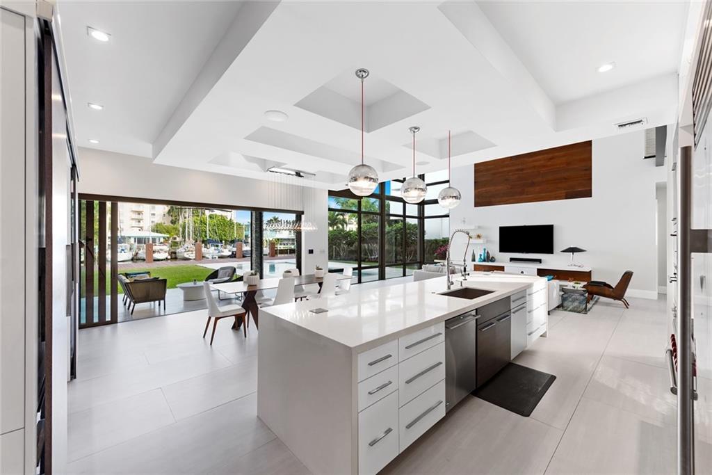 Victoria Isles 15-67 B - Residential