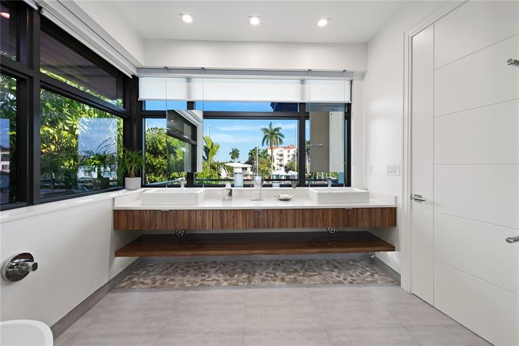 Victoria Isles 15-67 B - Residential