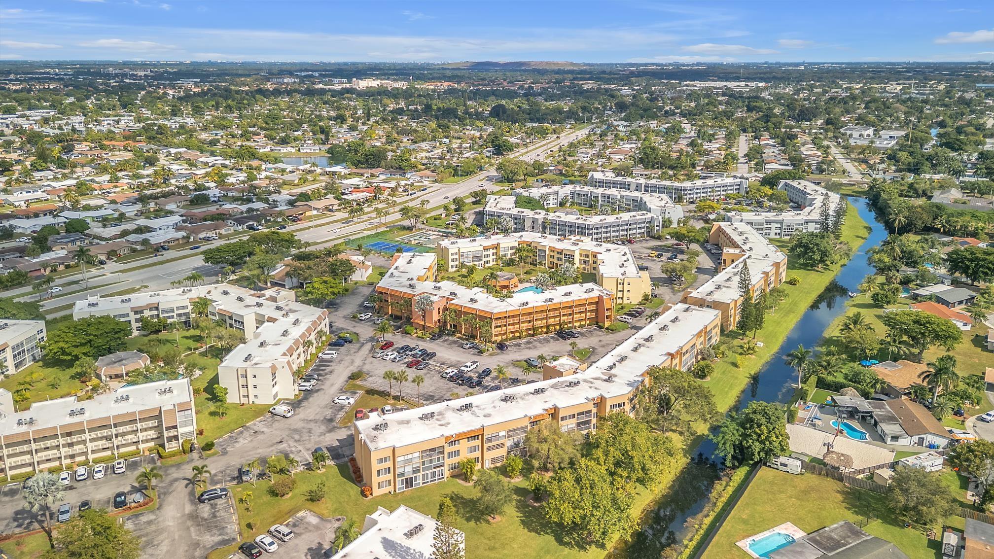 Royal Park Gardens - Residential