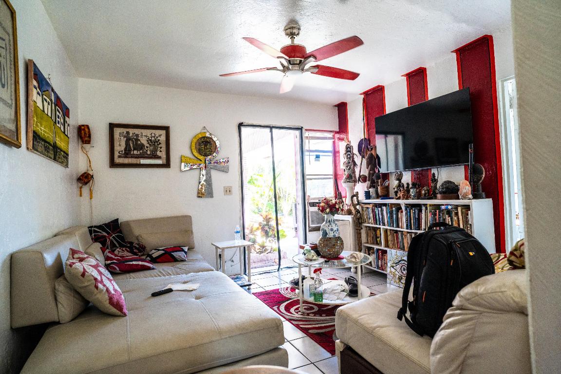 RIVERSIDE - Residential Income