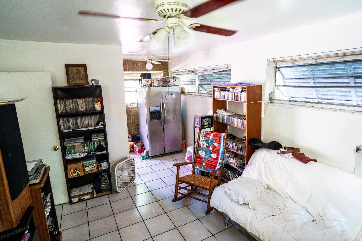 RIVERSIDE - Residential Income