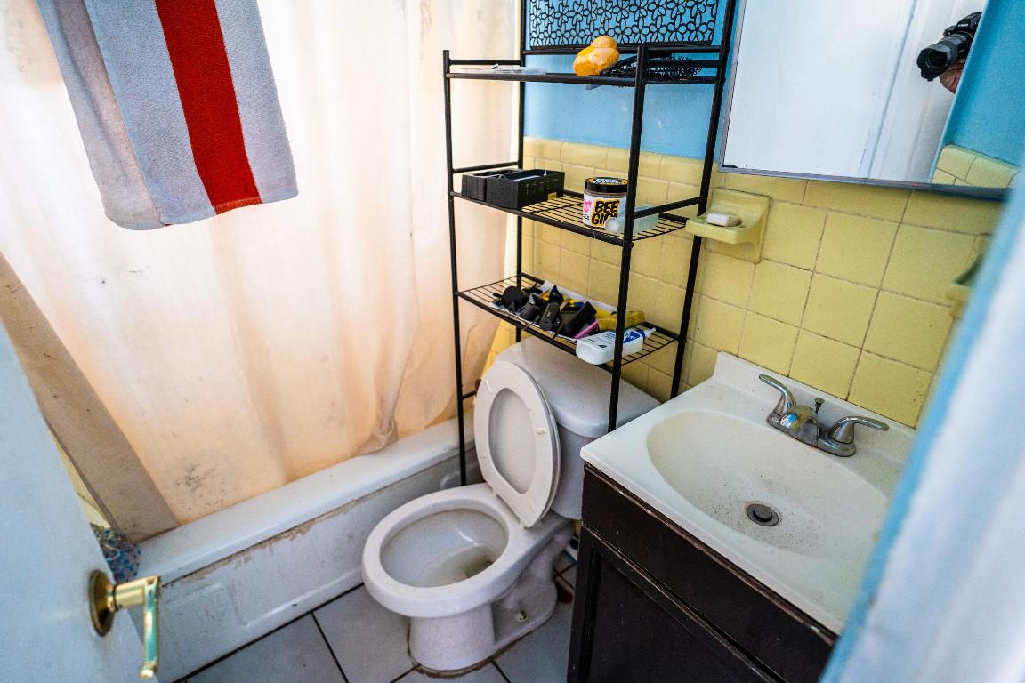 RIVERSIDE - Residential Income