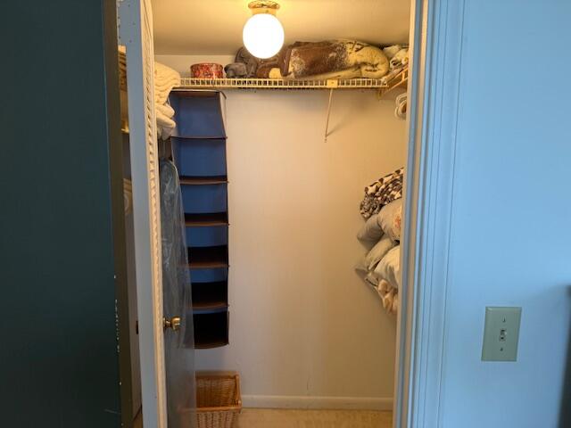 DEER CREEK COUNTRY CLUB - Residential Lease