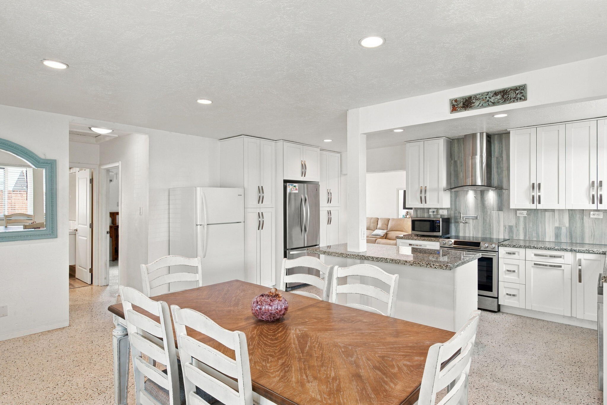 245 SW 5TH Street