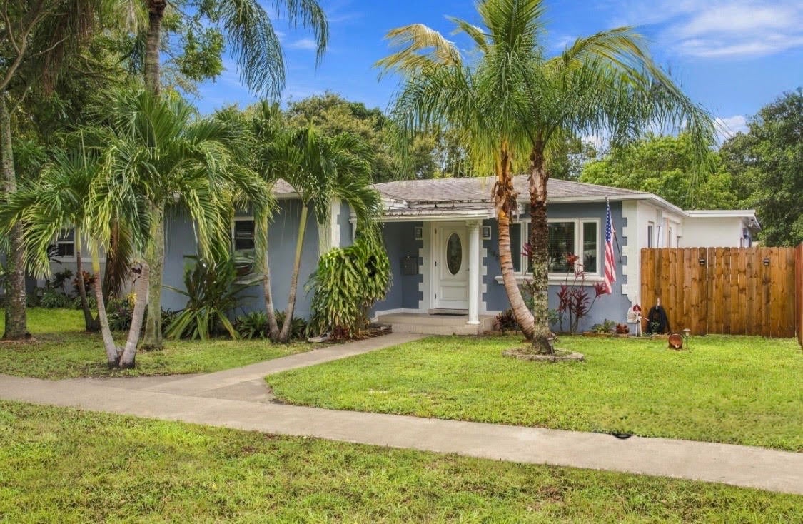 245 SW 5TH Street