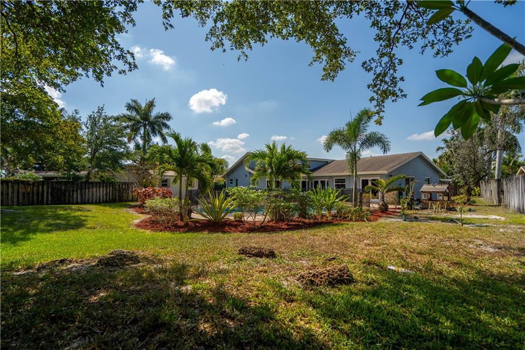 Palm Aire Village 3rd Sec - Residential